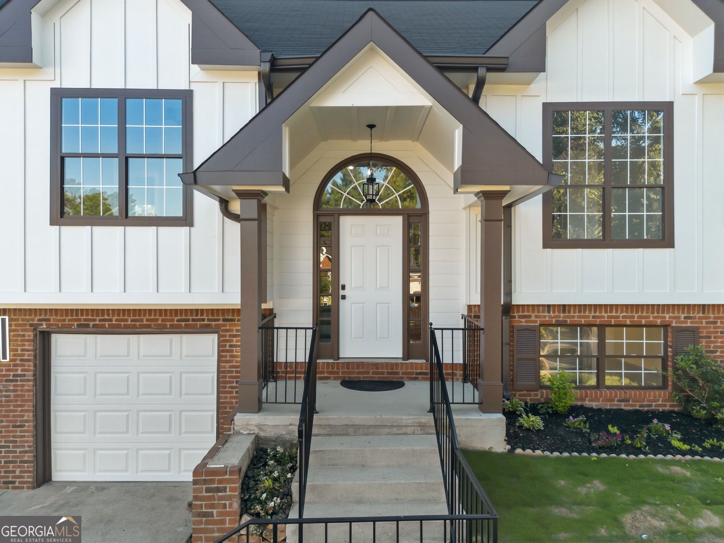 6802 Magnolia Park DR