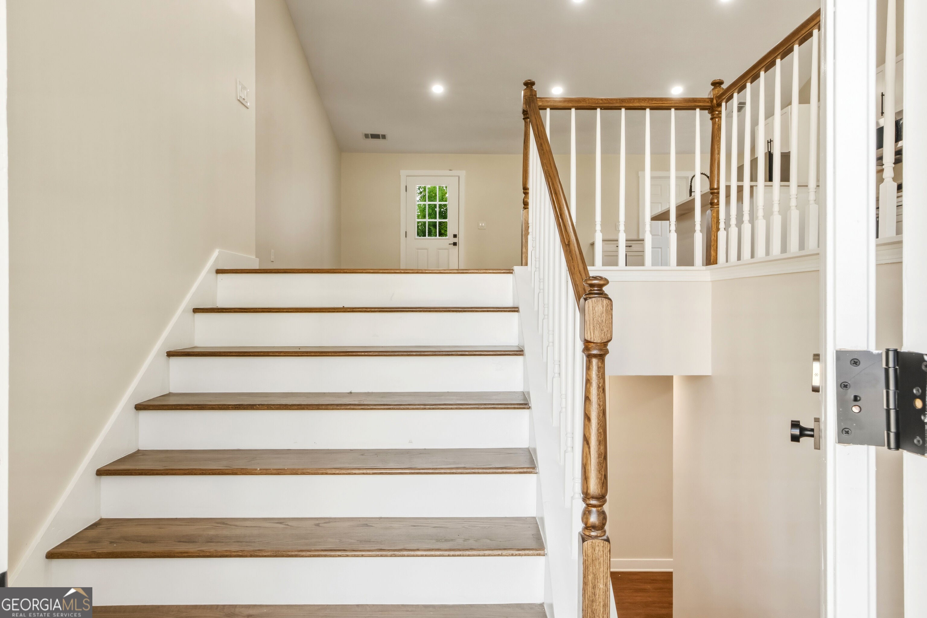 6802 Magnolia Park DR