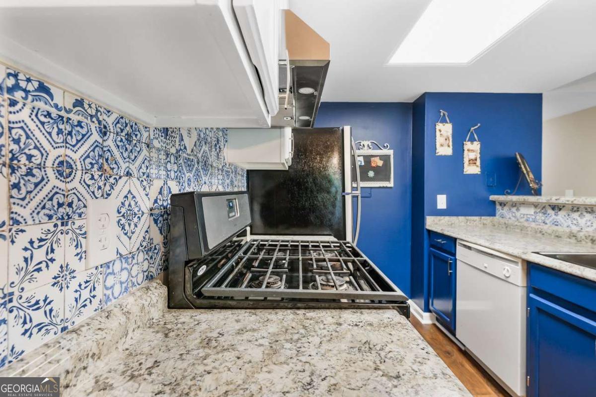 Henderson Place - Residential Lease