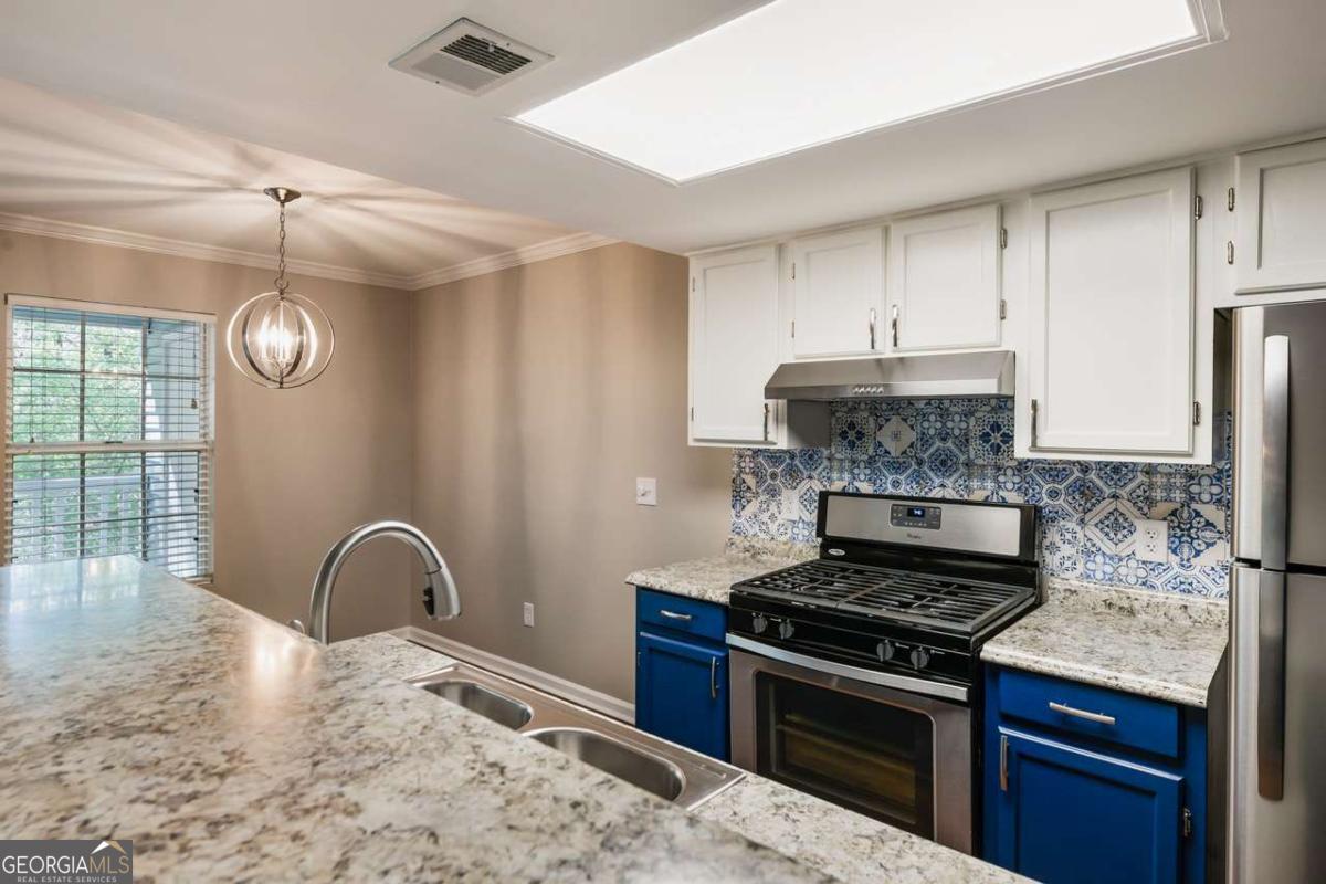 Henderson Place - Residential Lease