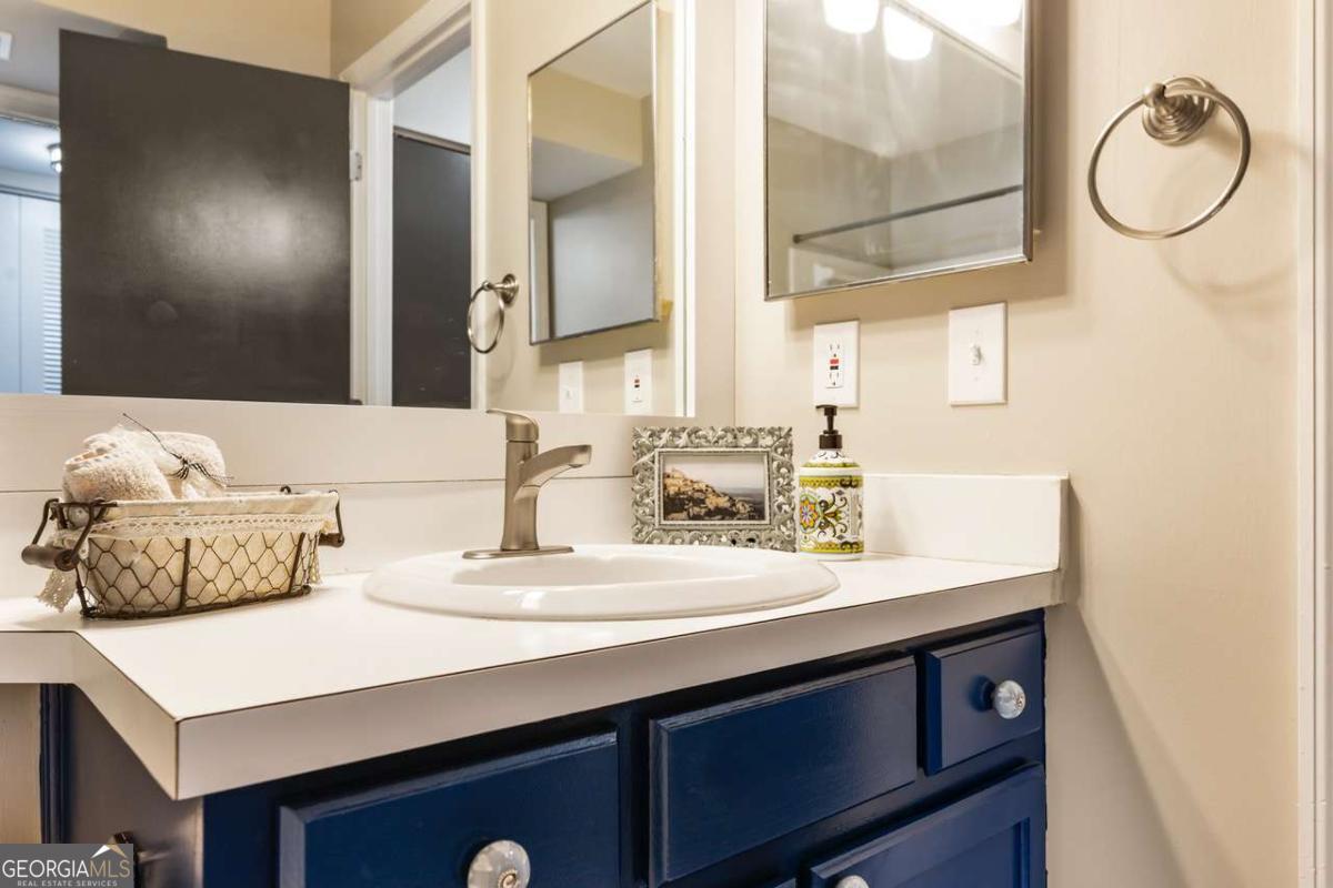 Henderson Place - Residential Lease