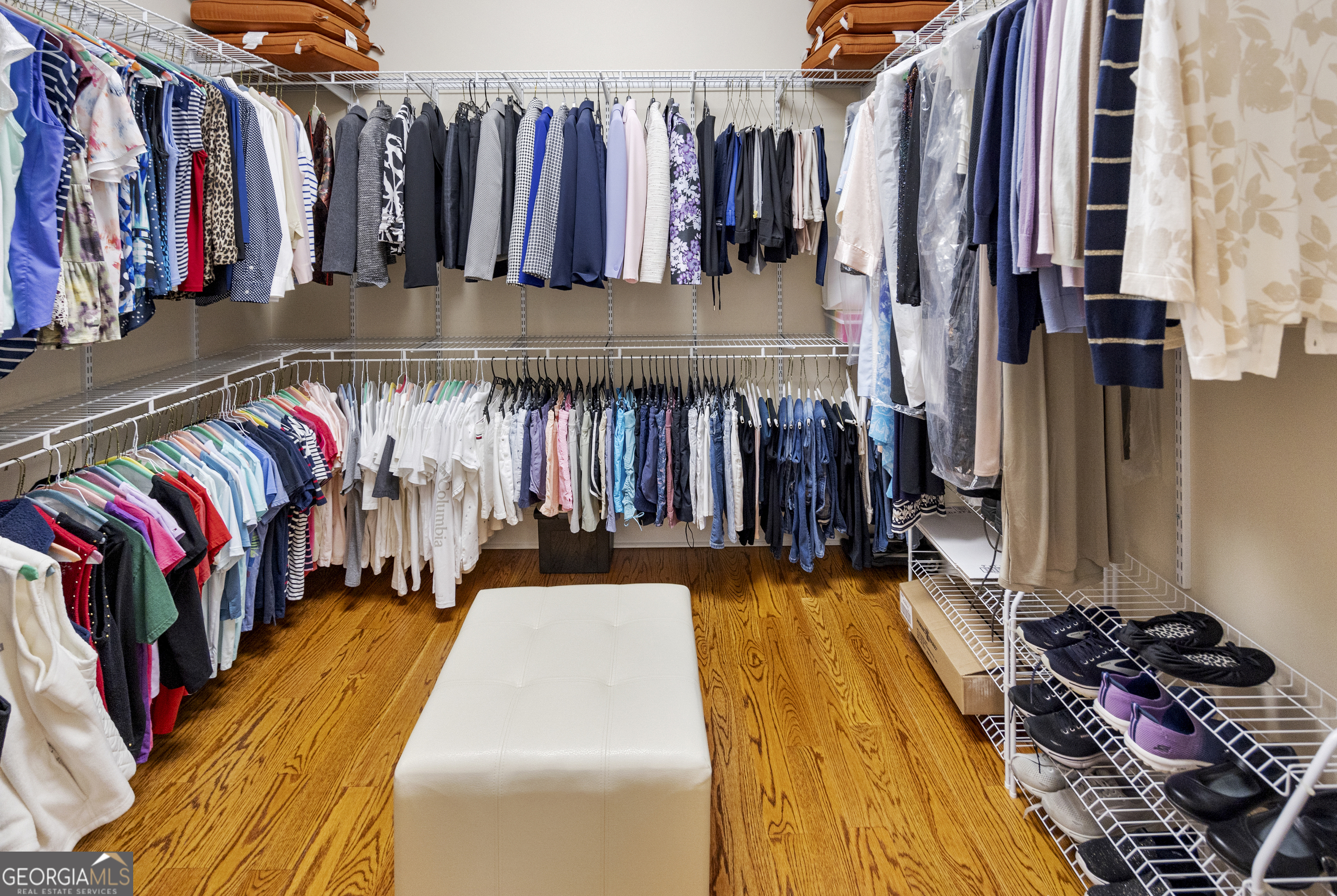 Canton, Georgia 30114, United States, 3 Bedrooms Bedrooms, ,4 BathroomsBathrooms,Residential,Active,238224