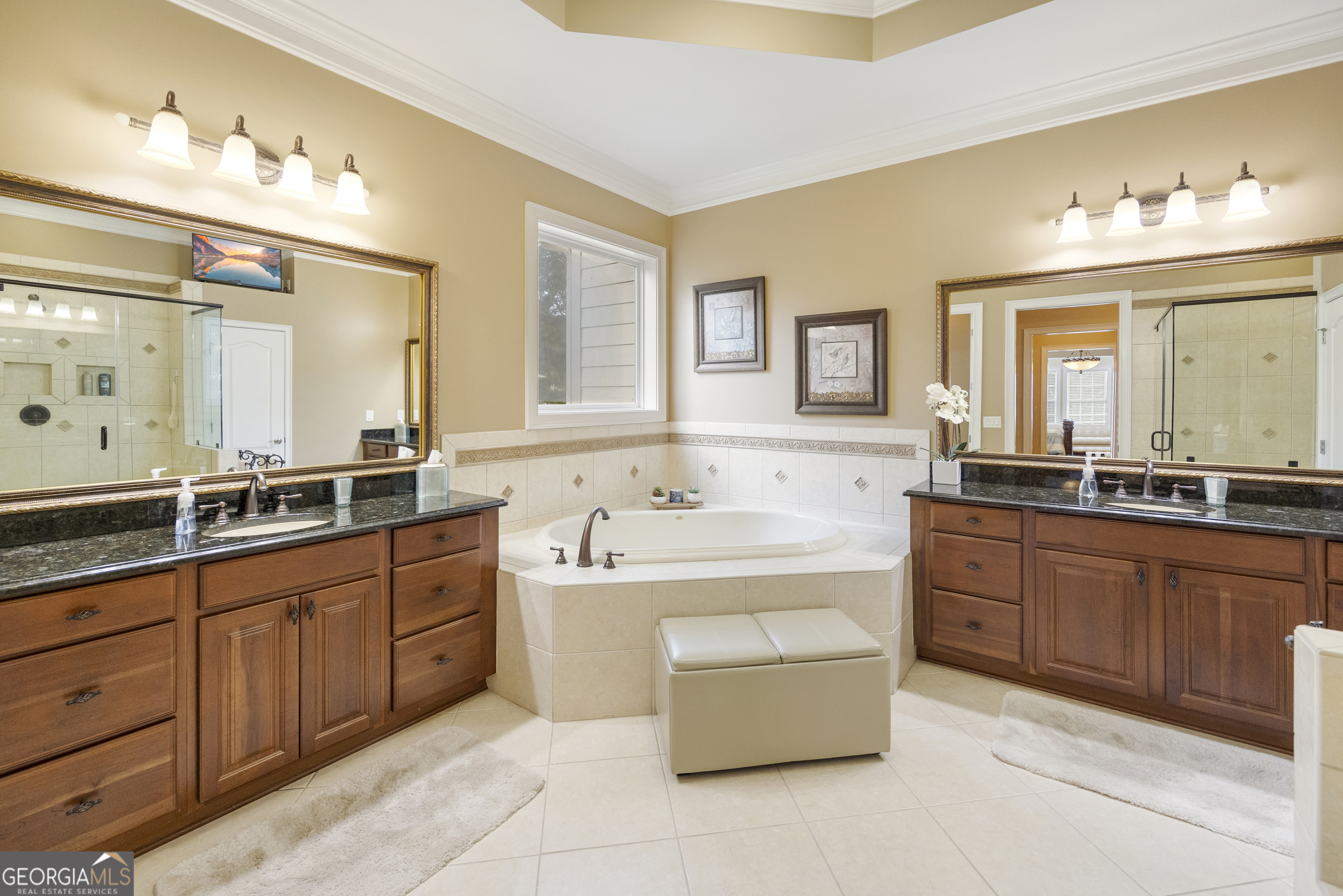 Canton, Georgia 30114, United States, 3 Bedrooms Bedrooms, ,4 BathroomsBathrooms,Residential,Active,238224