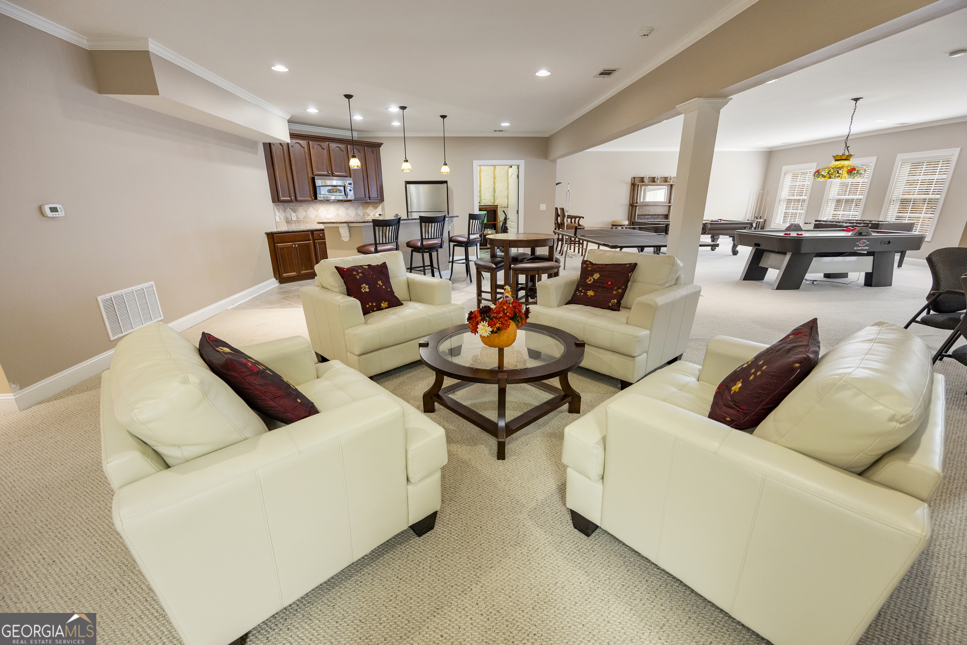 Canton, Georgia 30114, United States, 3 Bedrooms Bedrooms, ,4 BathroomsBathrooms,Residential,Active,238224