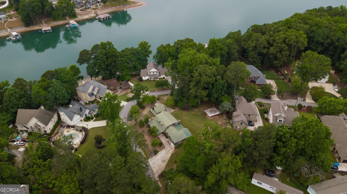 6708 Bass CIR