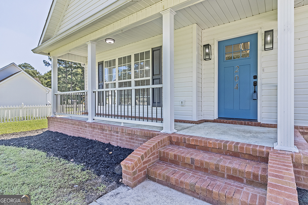 204 Erin LN