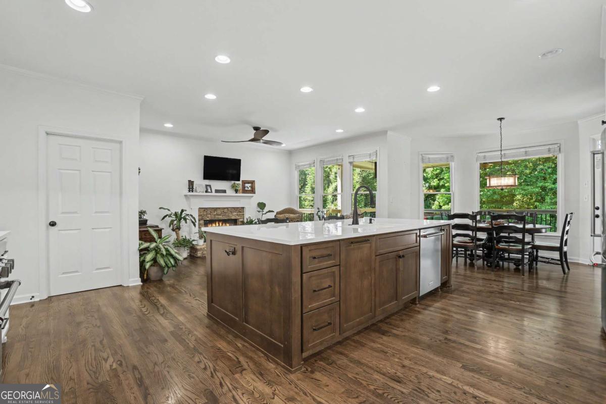 1810 Millside TER