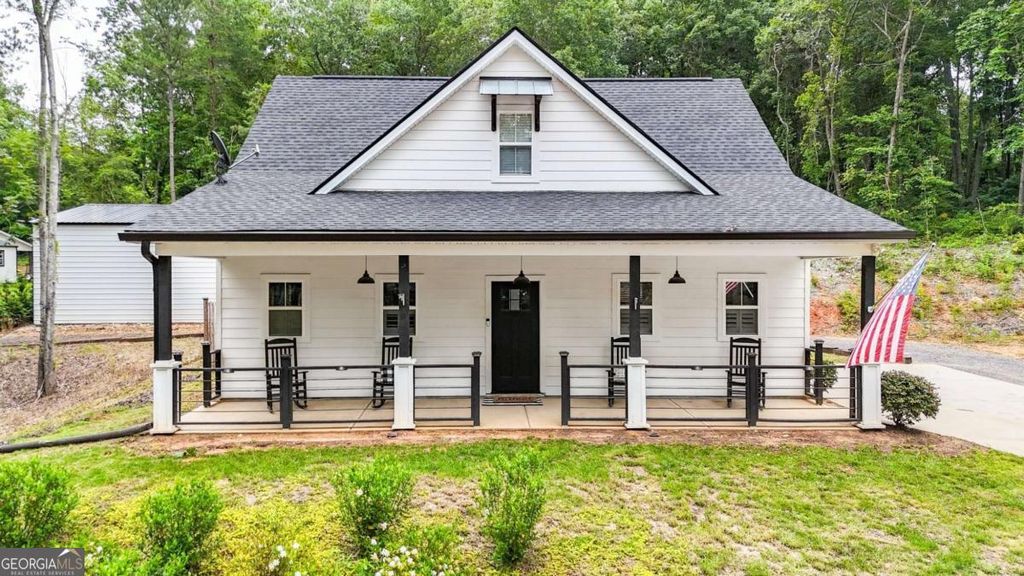 Photo of 92 Autumn Path, Rockmart, GA 30153 (MLS # 10654426)