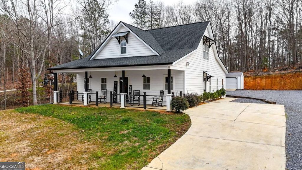 Photo of 92 Autumn Path, Rockmart, GA 30153 (MLS # 10654426)