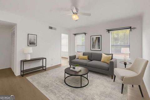 Photo of 2510 Huntingdon Chase, Atlanta, GA 30350 (MLS # 10663710)