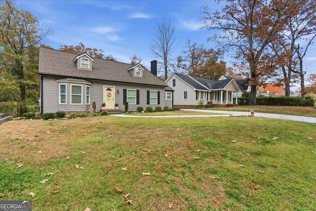 Photo of 206 Oakwood Street NW, Rome, GA 30165 (MLS # 10678839)