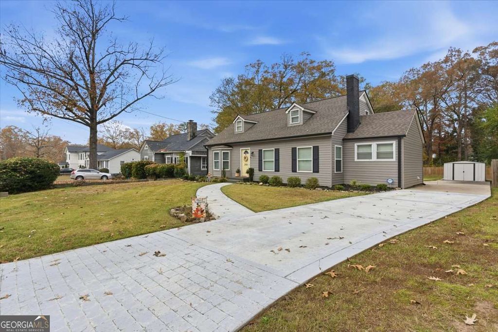 Photo of 206 Oakwood Street NW, Rome, GA 30165 (MLS # 10678839)