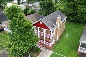 42 Weyman AVE SW