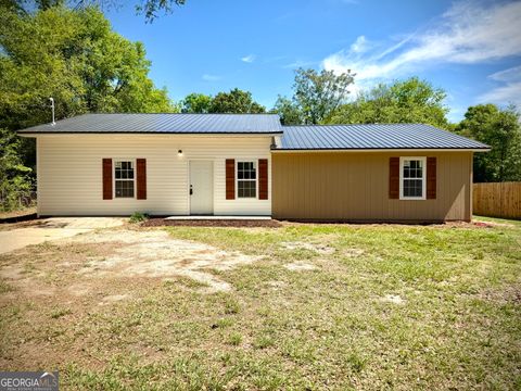 Photo of 118 Pinecone Drive, East Dublin, GA 31027 (MLS # 10727243)