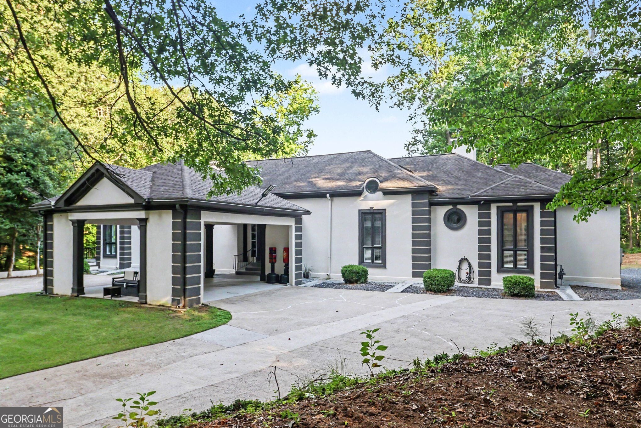 1126 Wedgefield DR