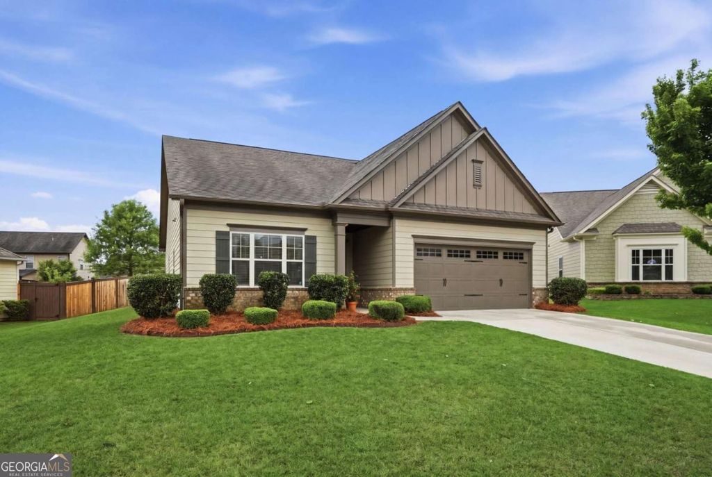 Photo of 4631 Summer View Drive, Gainesville, GA 30504 (MLS # 10754114)