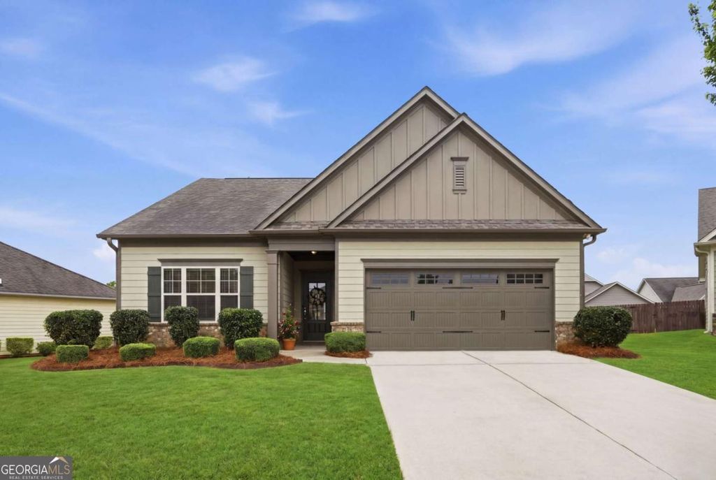 Photo of 4631 Summer View Drive, Gainesville, GA 30504 (MLS # 10754114)