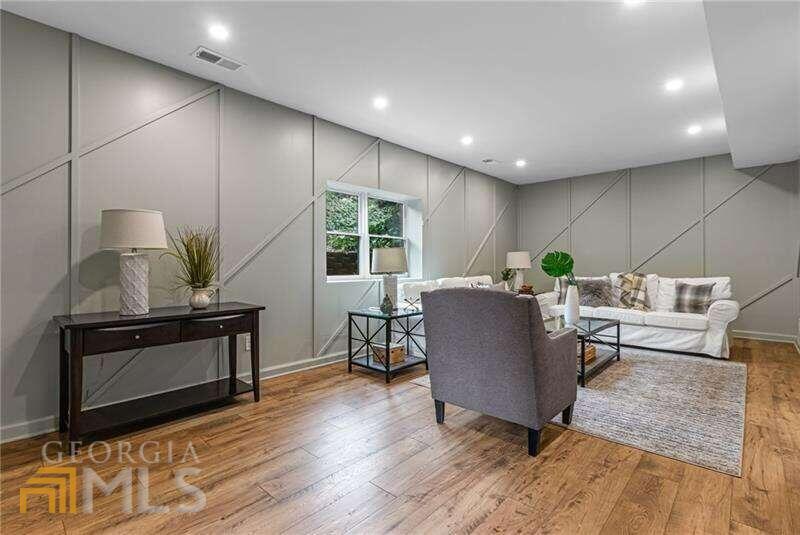 Riverside - Residential