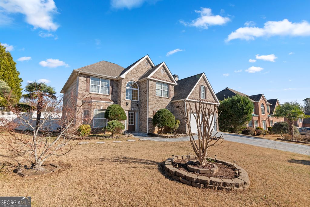 Photo of 820 Kaitlyn Drive, Loganville, GA 30052 (MLS # 10678622)