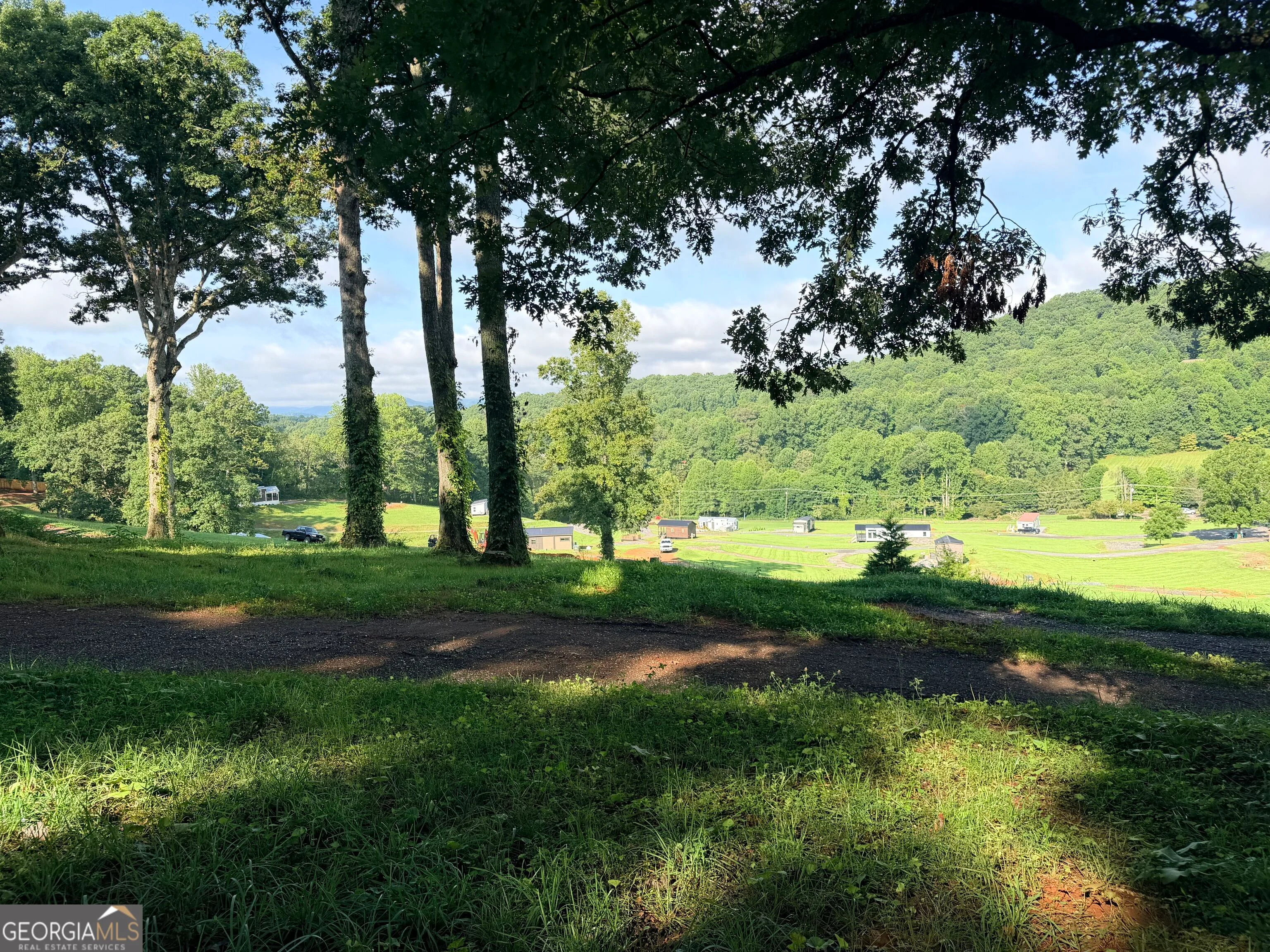 527 Saunders Road Unit LOT 11