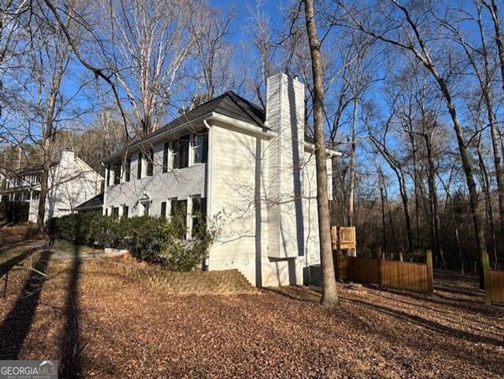 Photo of 245 Stoneridge Way, Fayetteville, GA 30215 (MLS # 10680003)