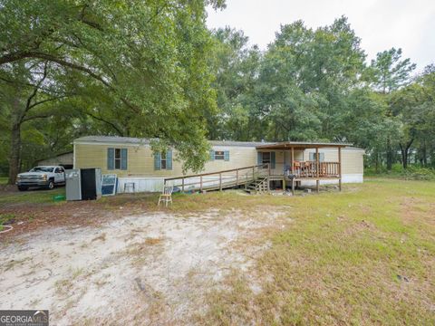 A home in Blackshear