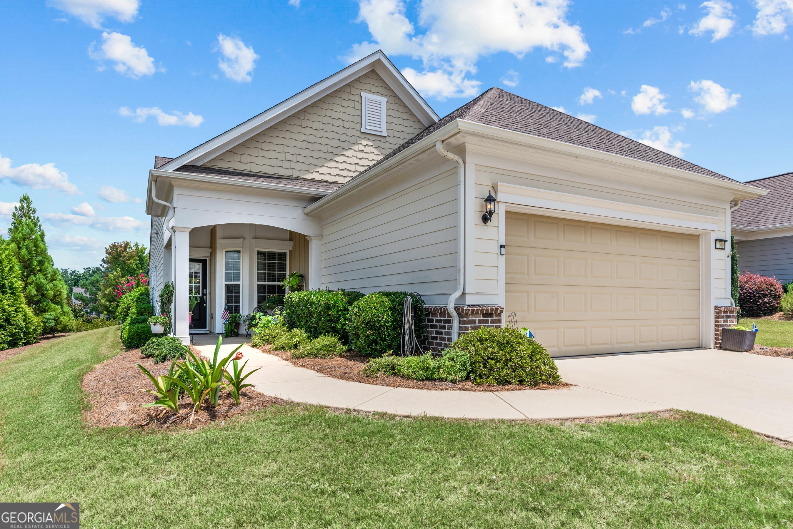 1000 Chickasaw Chief Place