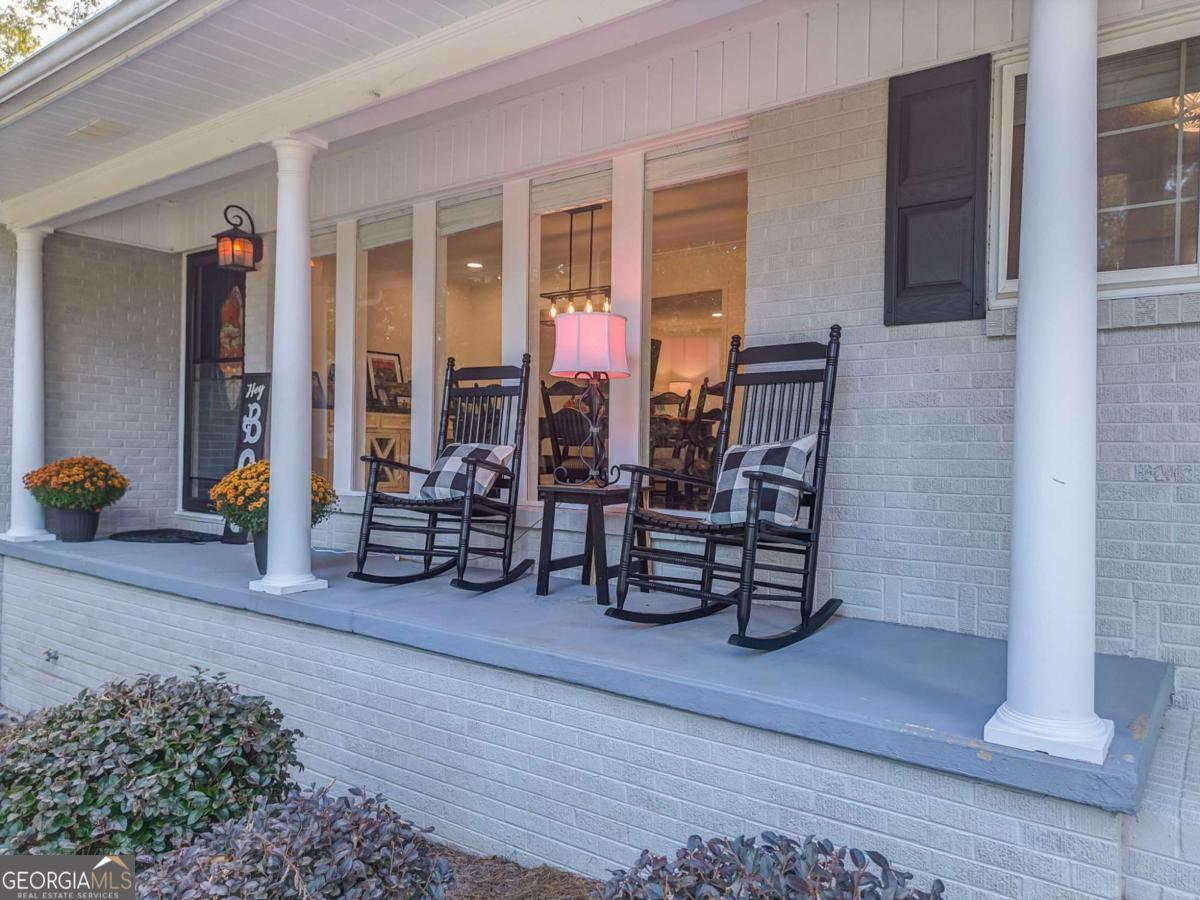 212 Sherwood DR