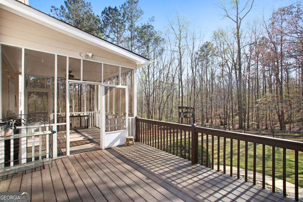 The Falls at Mason Creek - Residential