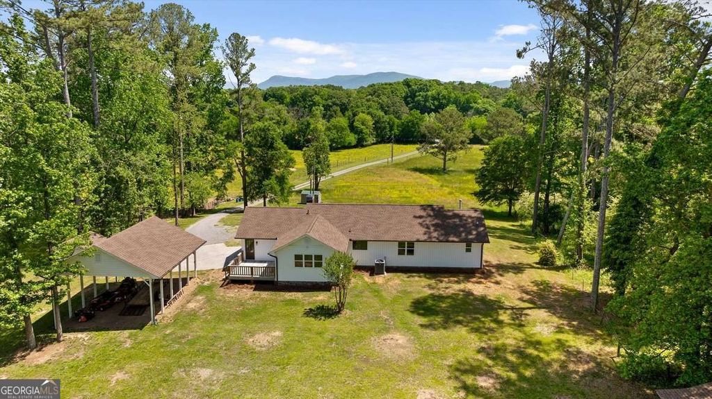Photo of 446 Brown Bridge Road, Chatsworth, GA 30705 (MLS # 10763038)