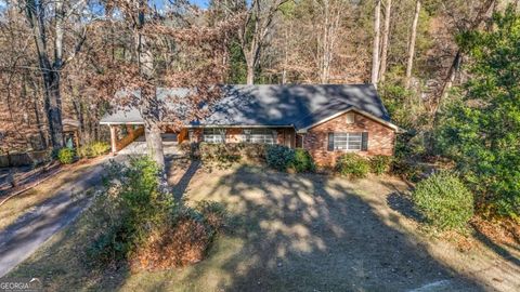 Photo of 2425 Melinda Court NE, Atlanta, GA 30345 (MLS # 10662816)