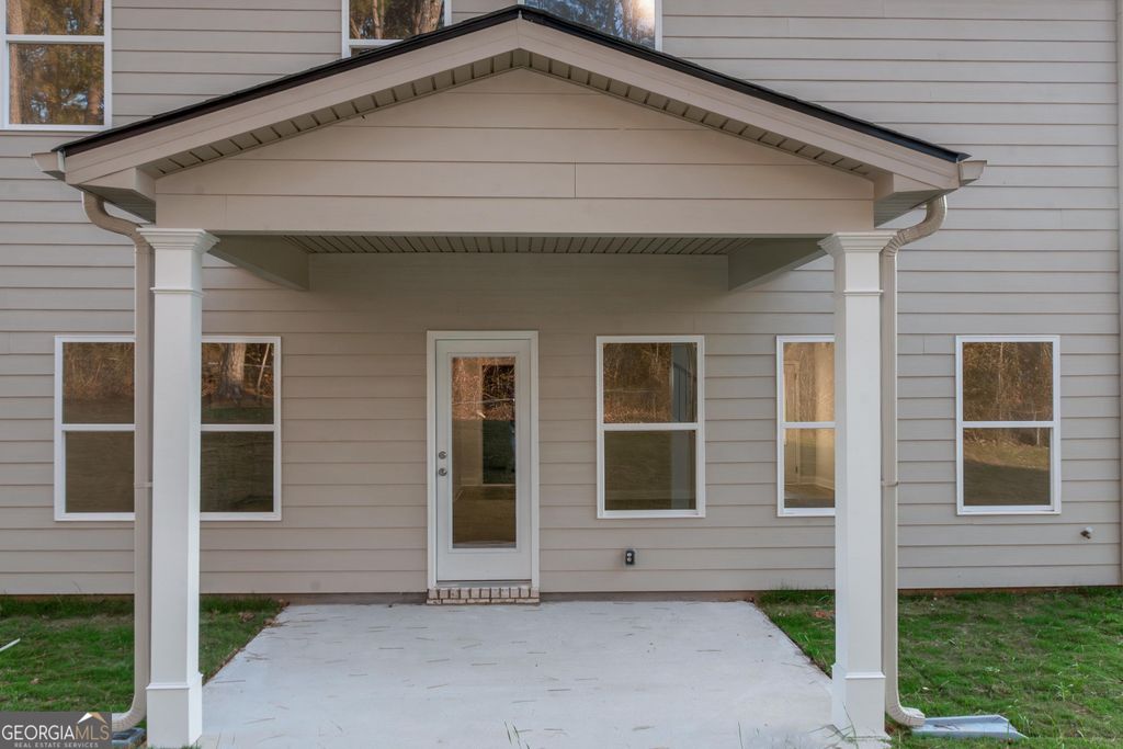 Photo of 427 Windy Lane, Jonesboro, GA 30238 (MLS # 10688174)