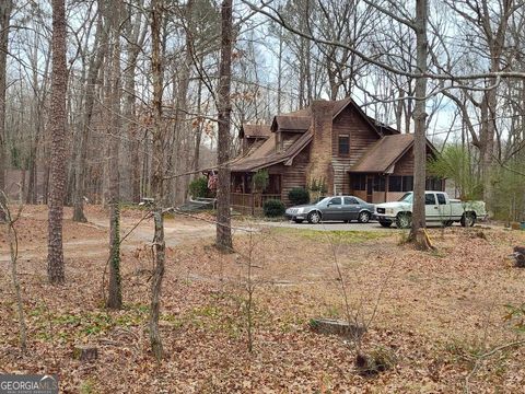 A home in Dacula