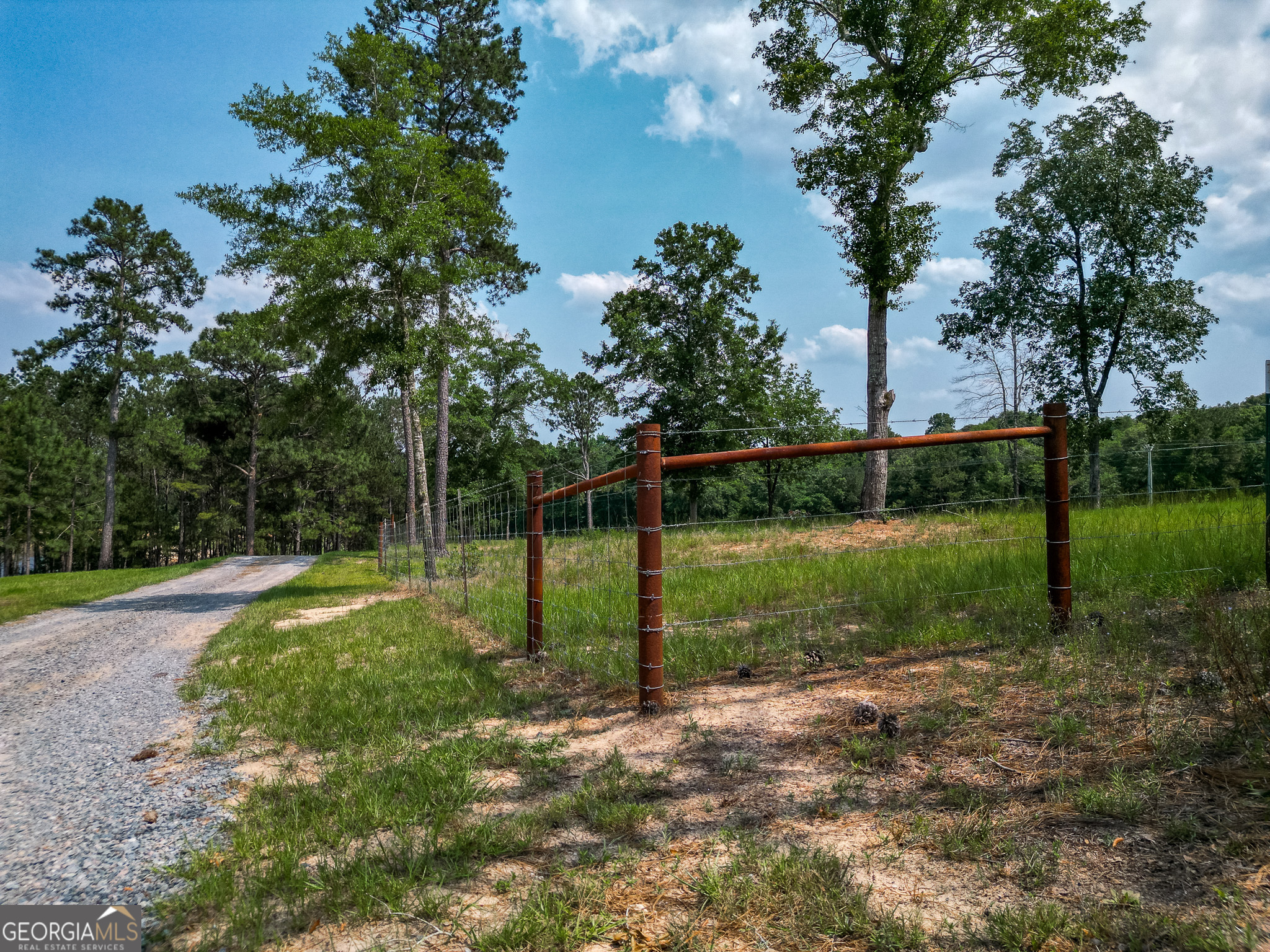 1009 Walter Wells RD