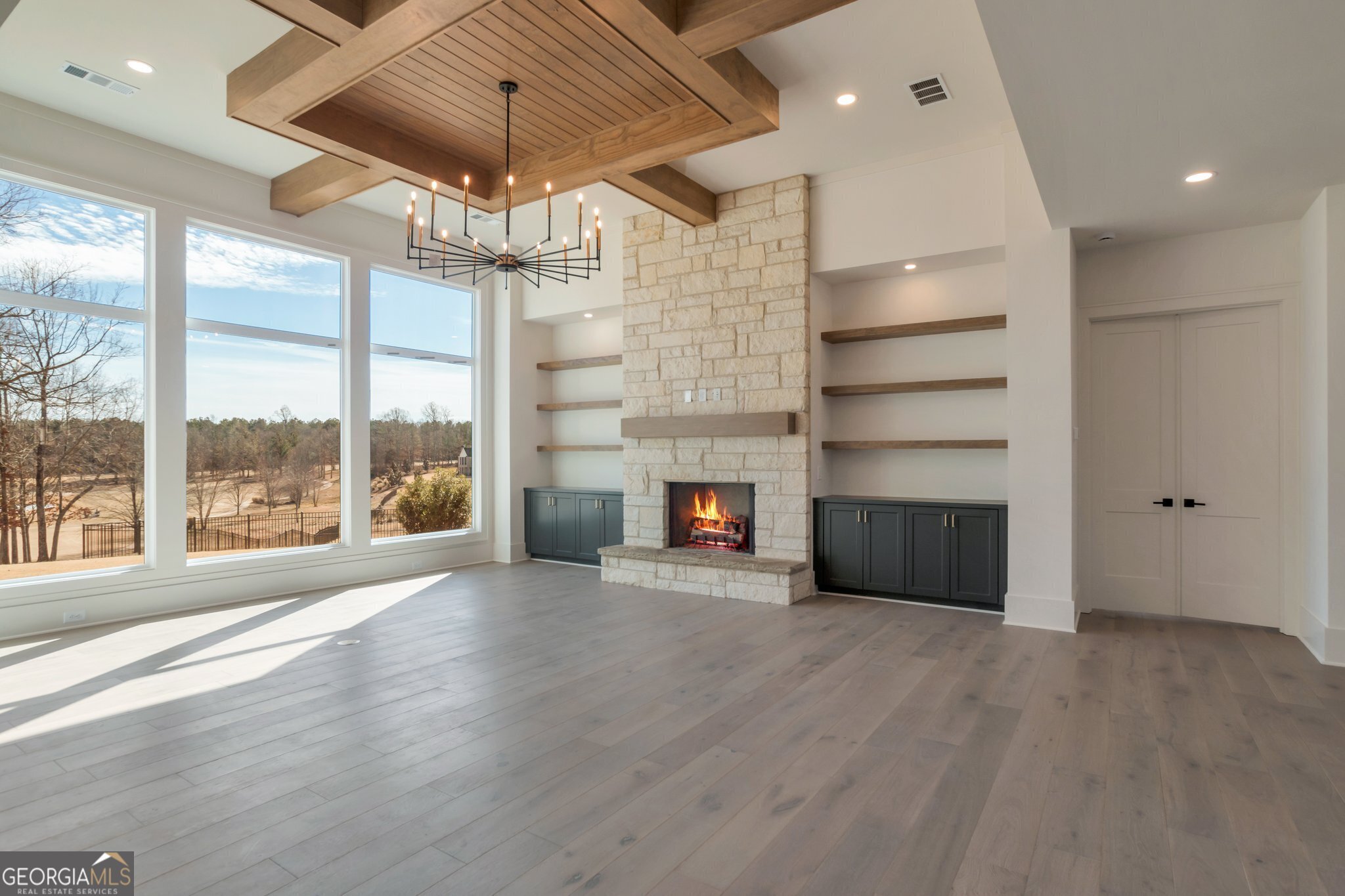 2819 Kestrel DR