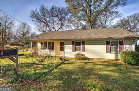 Photo of 302 Douglas Street, Cartersville, GA 30120 (MLS # 10658423)