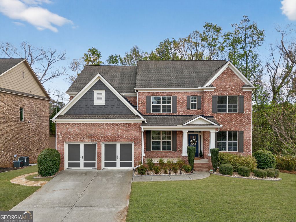 Photo of 490 Brookwood Estates Drive, Alpharetta, GA 30005 (MLS # 10728160)