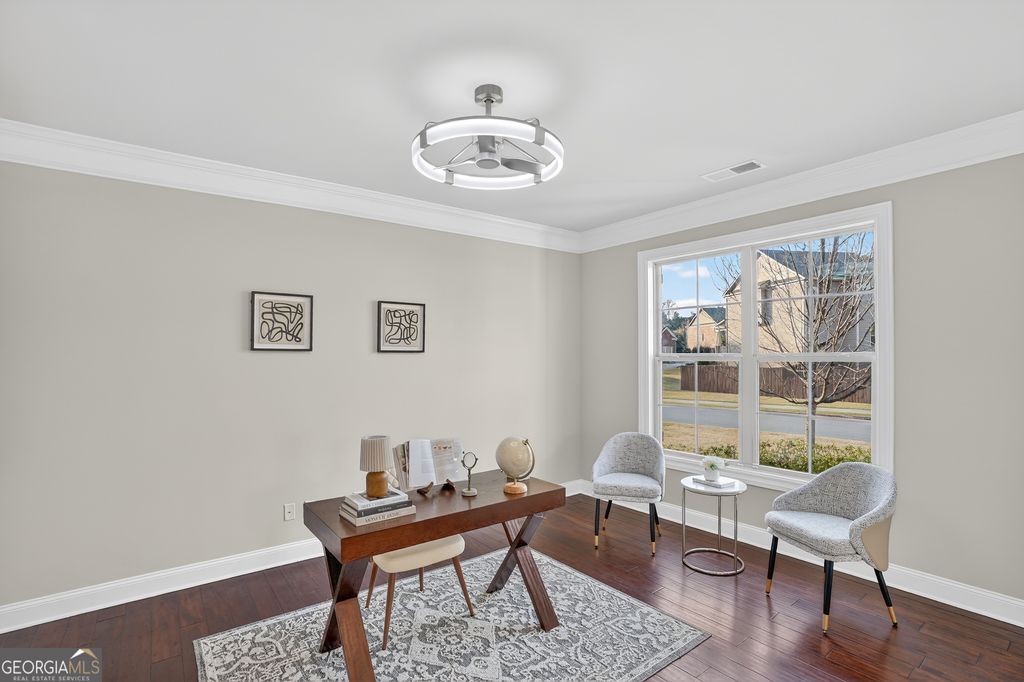 Photo of 490 Brookwood Estates Drive, Alpharetta, GA 30005 (MLS # 10728160)