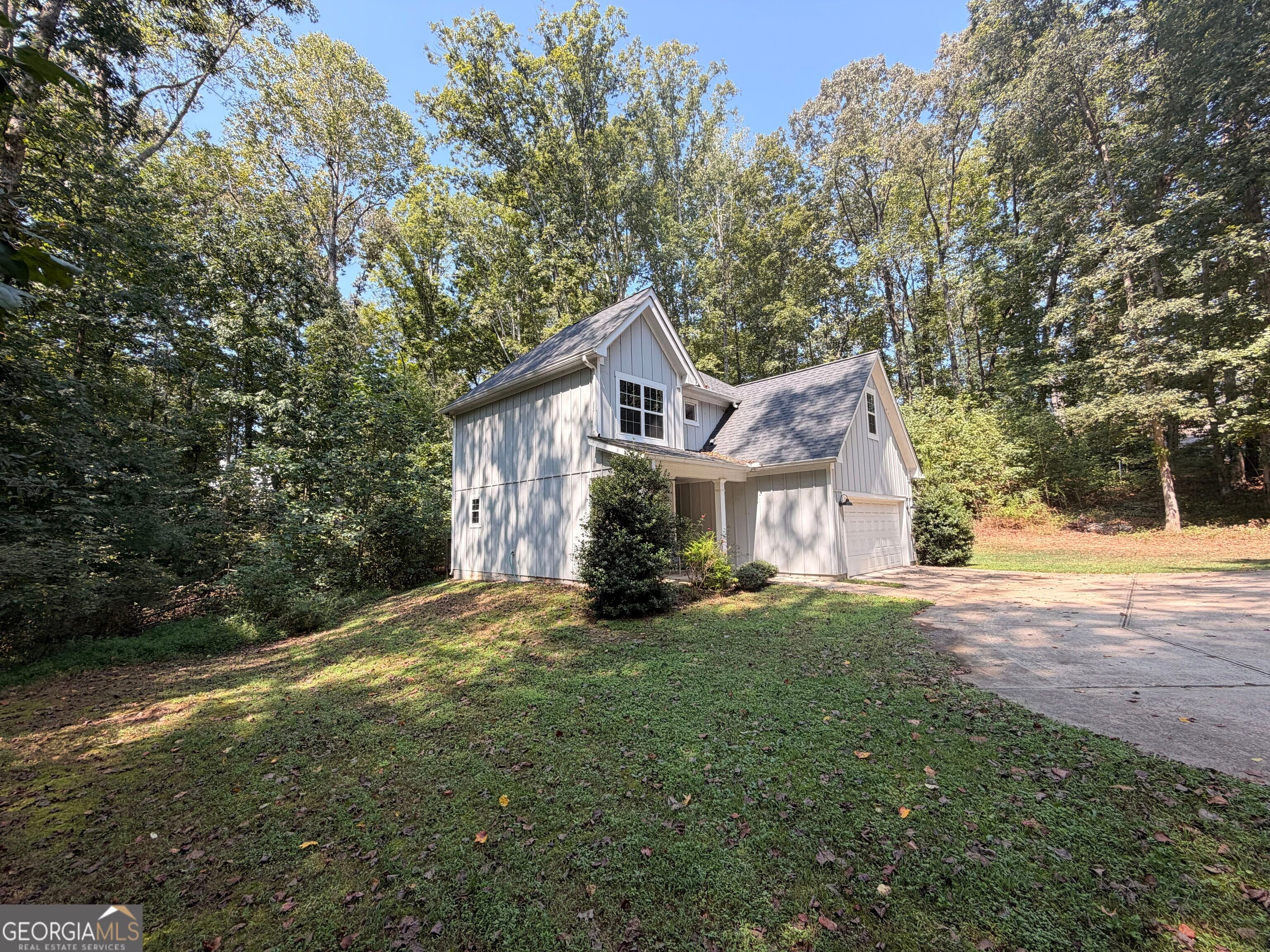 8515 Lynn DR