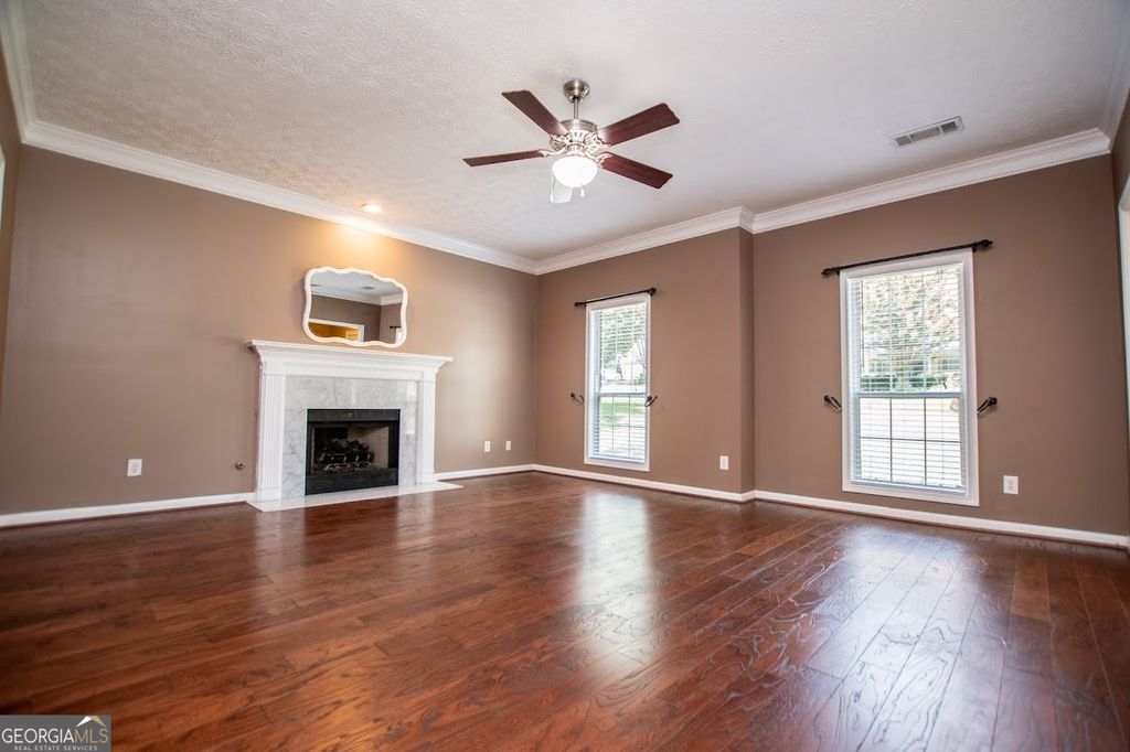 Photo of 955 Pointers Way, Lawrenceville, GA 30043 (MLS # 10652327)