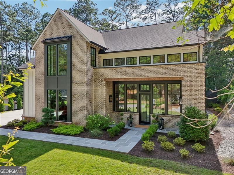 477 Michael DR
