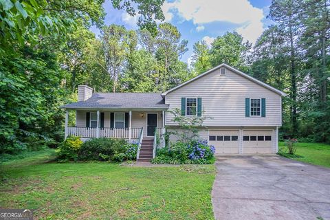 Photo of 2140 Deer Trail, Suwanee, GA 30024 (MLS # 10537382)