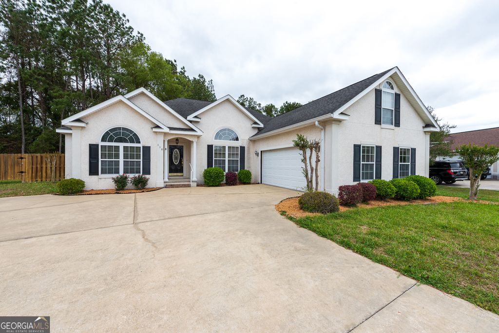 Photo of 110 Lexington Way, Brunswick, GA 31525 (MLS # 10726506)