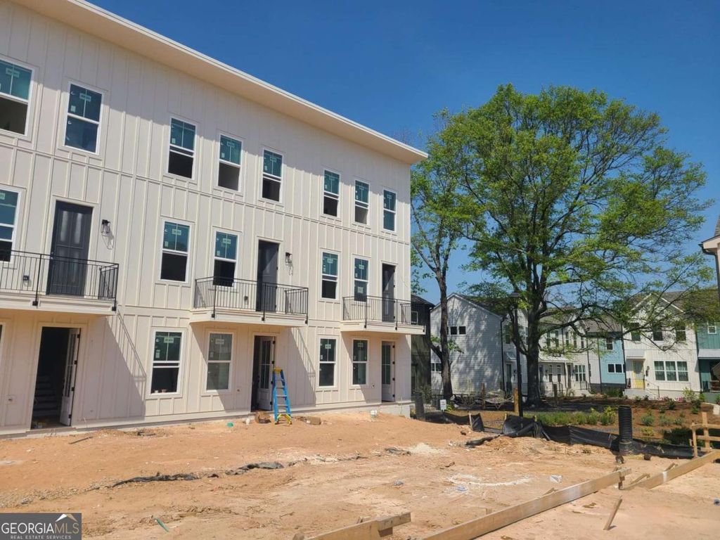 Photo of 498 Burroughs Street SE #323, Atlanta, GA 30315 (MLS # 10756215)