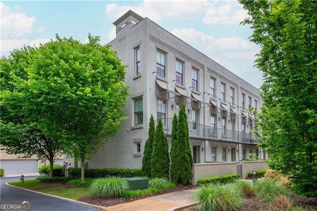 Photo of 351 S Esplanade, Alpharetta, GA 30009 (MLS # 10758902)