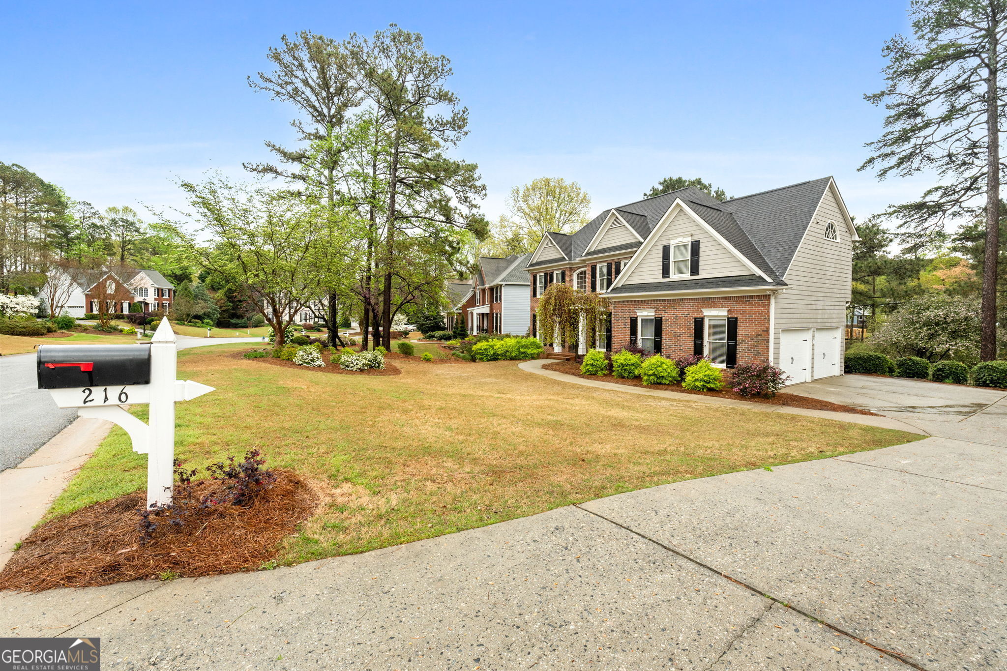 216 Southwick LN