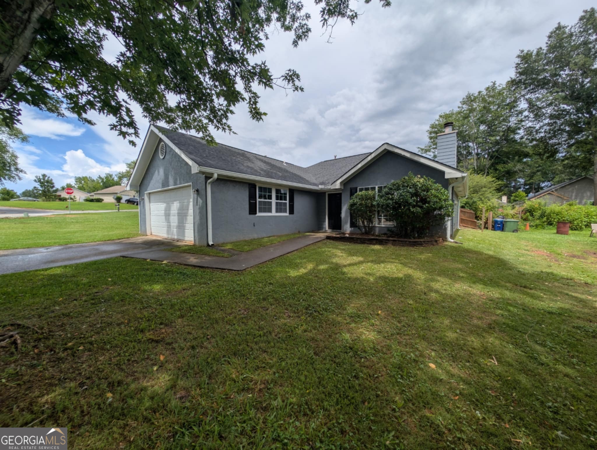 What you all have been patiently waiting for! It's your chance to claim this newly updated home as your own in Waterford on Ellis. Enjoy the community and close by dinning and shops with no hassle of a monthly HOA. Call or text today for more information and to set up a tour