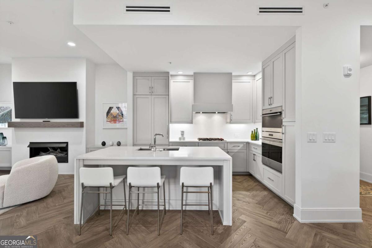 1200 Ponce de Leon AVE NE A8