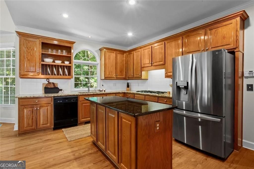 82 Old Mountain PL