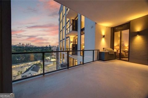 Photo of 2425 Peachtree Road NE #1504, Atlanta, GA 30305 (MLS # 10733831)